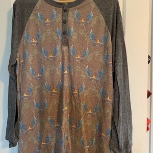 Lularoe men’s Mark top